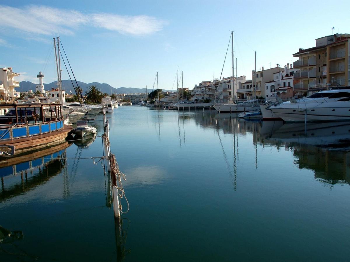 Pierre & Vacances Empuriabrava Marina Экстерьер фото