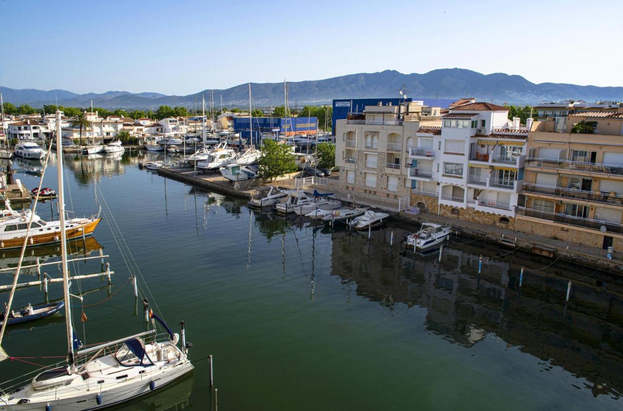 Pierre & Vacances Empuriabrava Marina Экстерьер фото