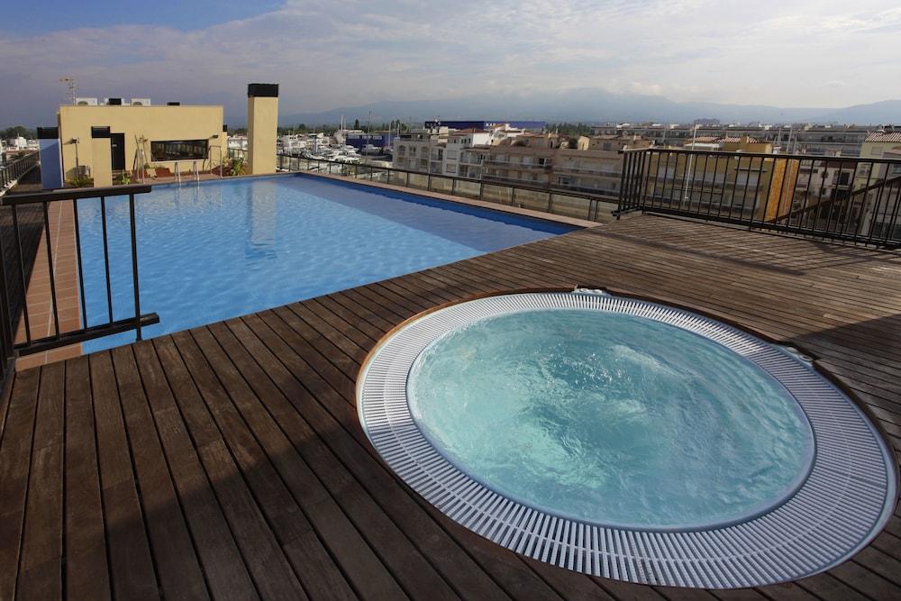 Pierre & Vacances Empuriabrava Marina Экстерьер фото